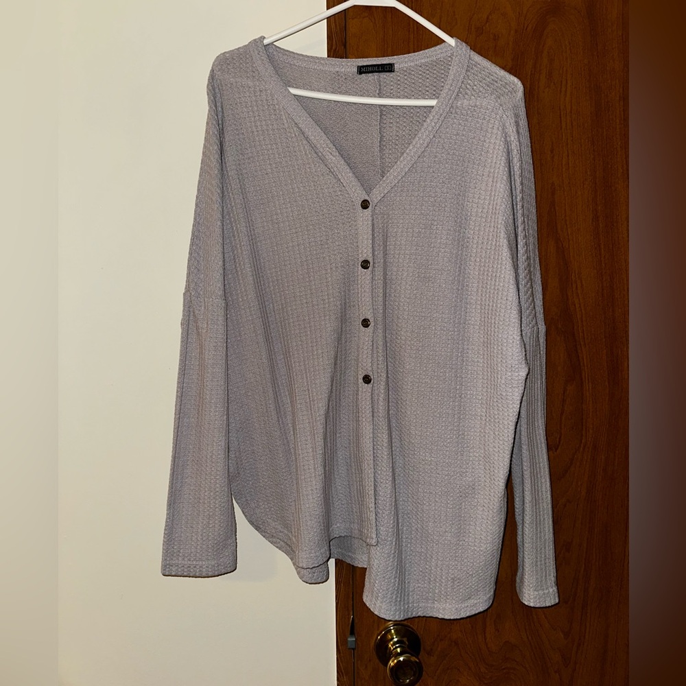 Light Gray V-Neck Button-Up Top